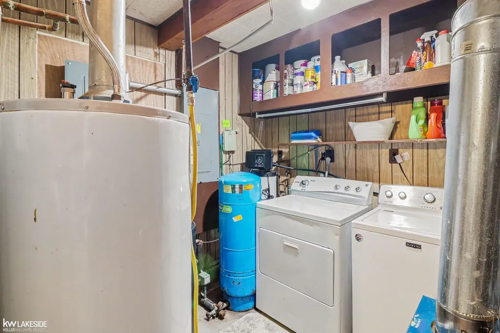 4691 Camelina Street Commerce Charter Township MI 48382