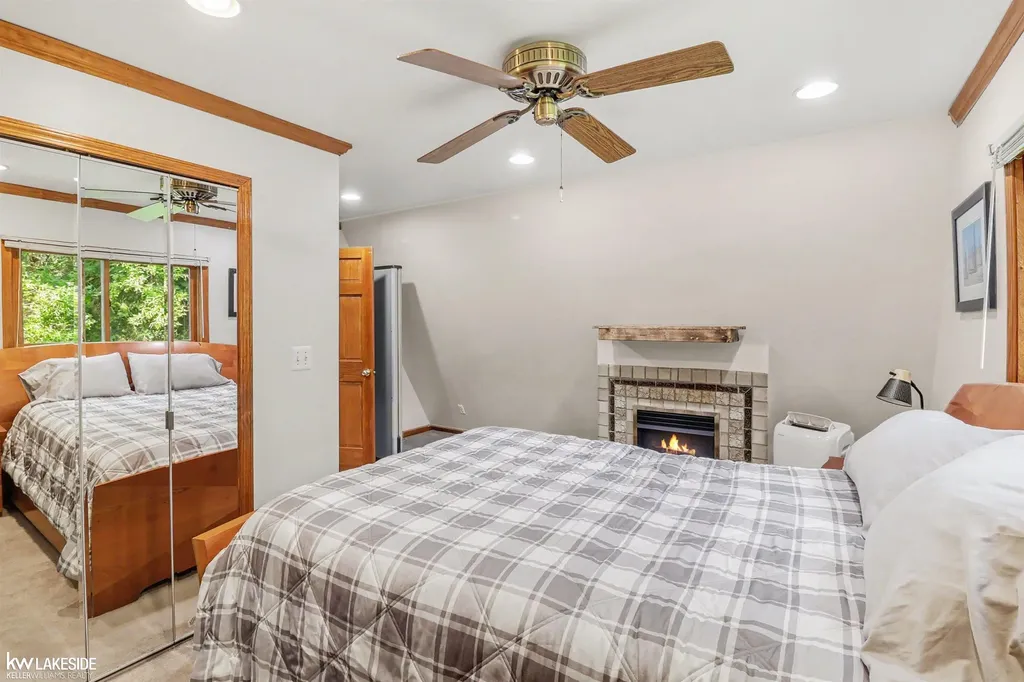 4691 Camelina Street Commerce Charter Township MI 48382