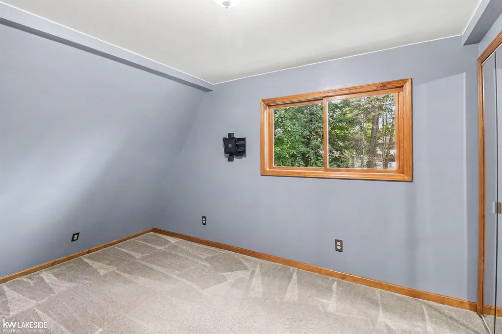 4691 Camelina Street Commerce Charter Township MI 48382