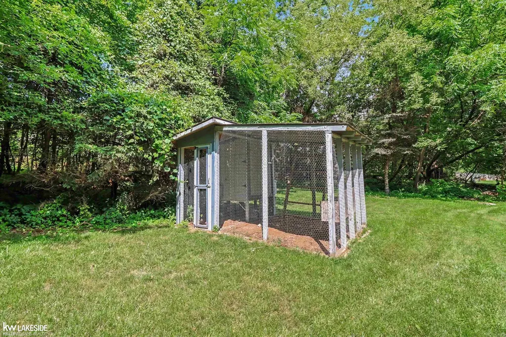 4691 Camelina Street Commerce Charter Township MI 48382
