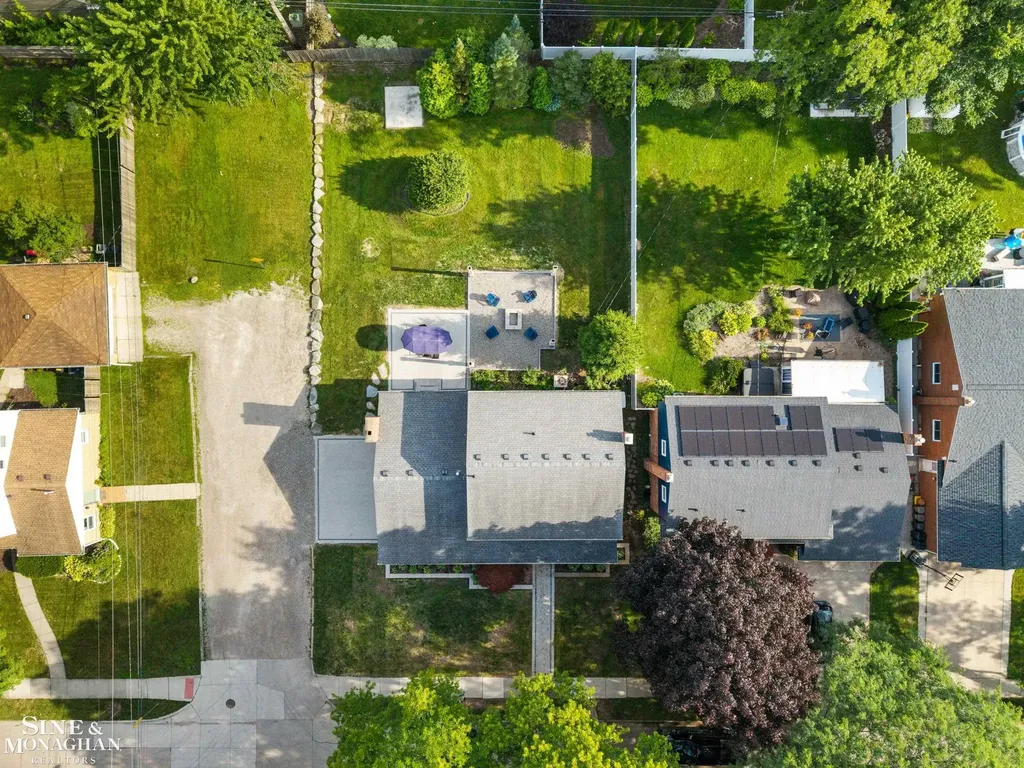 232 Edmund Avenue Royal Oak City MI 48073