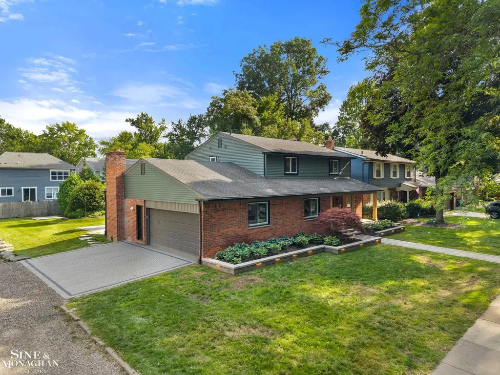 232 Edmund Avenue Royal Oak City MI 48073