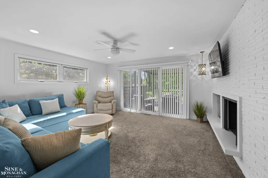 2741 Braeburn Road Rochester Hills City MI 48309