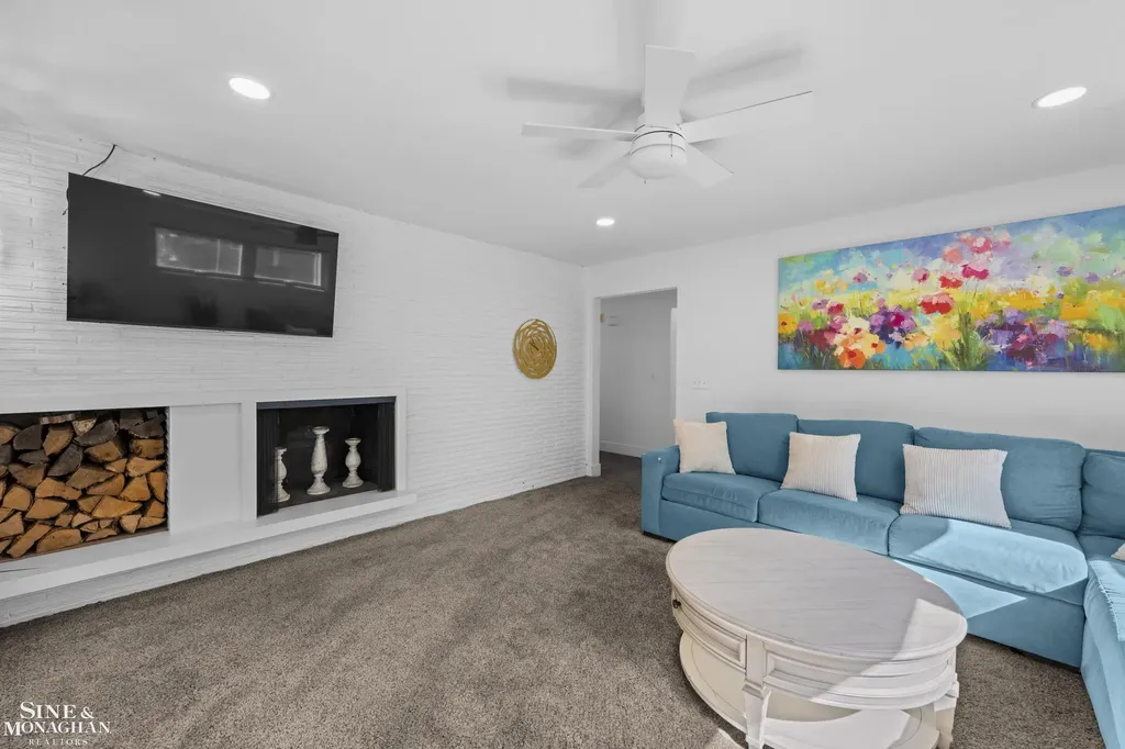 2741 Braeburn Road Rochester Hills City MI 48309
