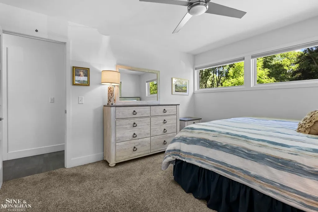 2741 Braeburn Road Rochester Hills City MI 48309