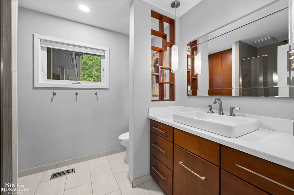 2741 Braeburn Road Rochester Hills City MI 48309