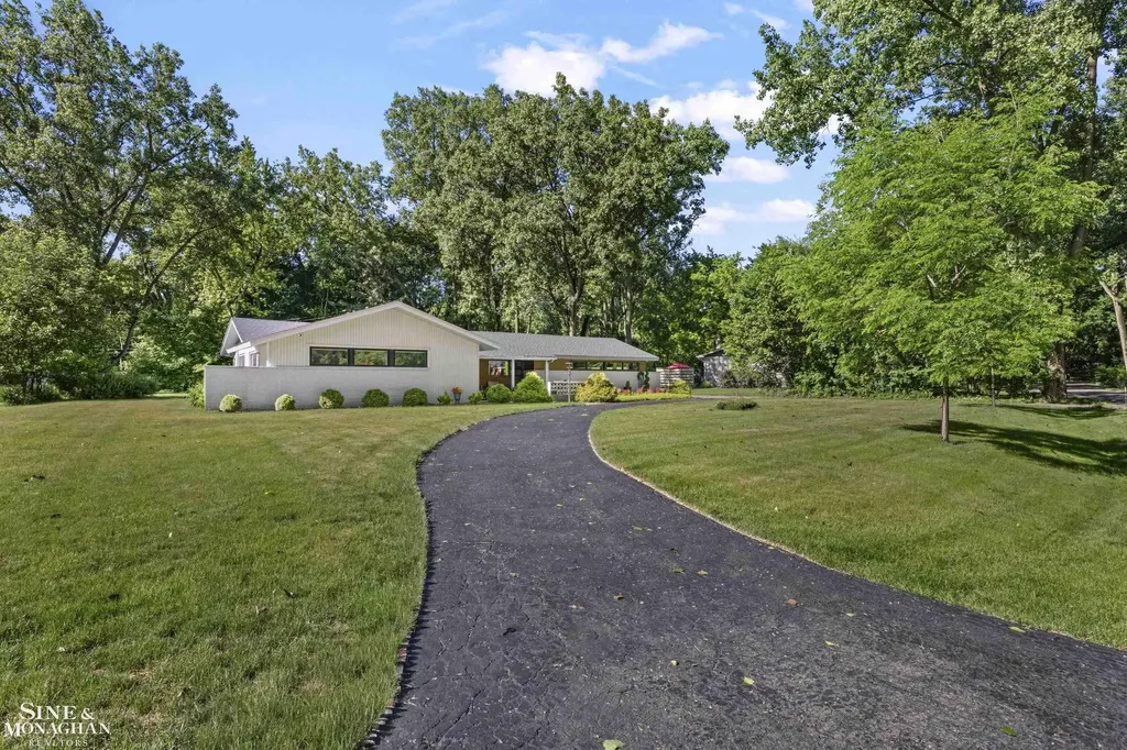 2741 Braeburn Road Rochester Hills City MI 48309