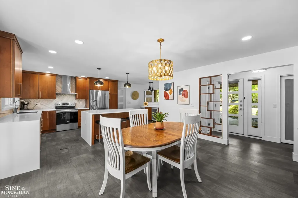 2741 Braeburn Road Rochester Hills City MI 48309