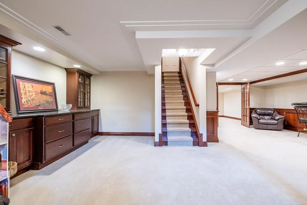 19573 Tanglewood Circle Clinton Charter Township MI 48038