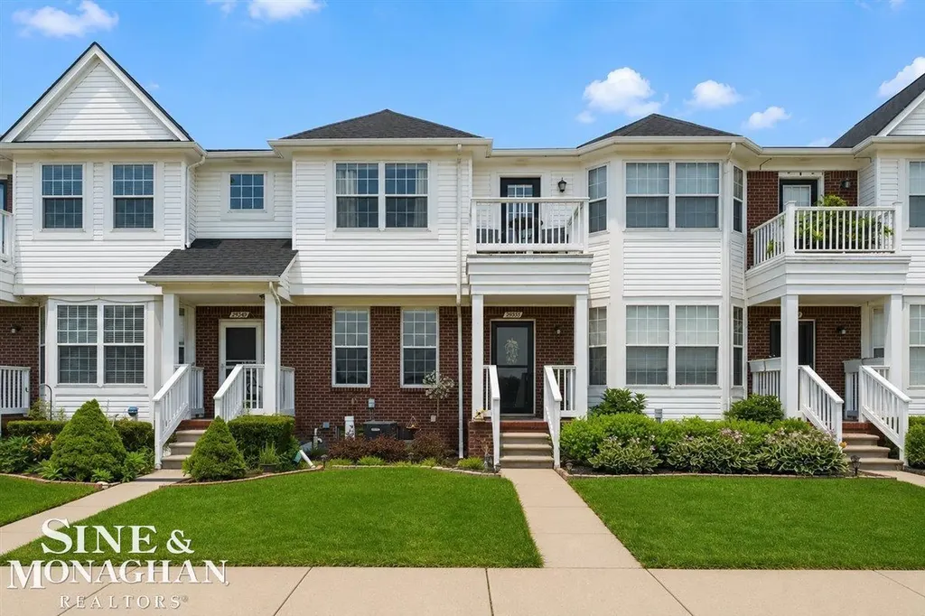 29353 Classic Street Chesterfield Township MI 48051