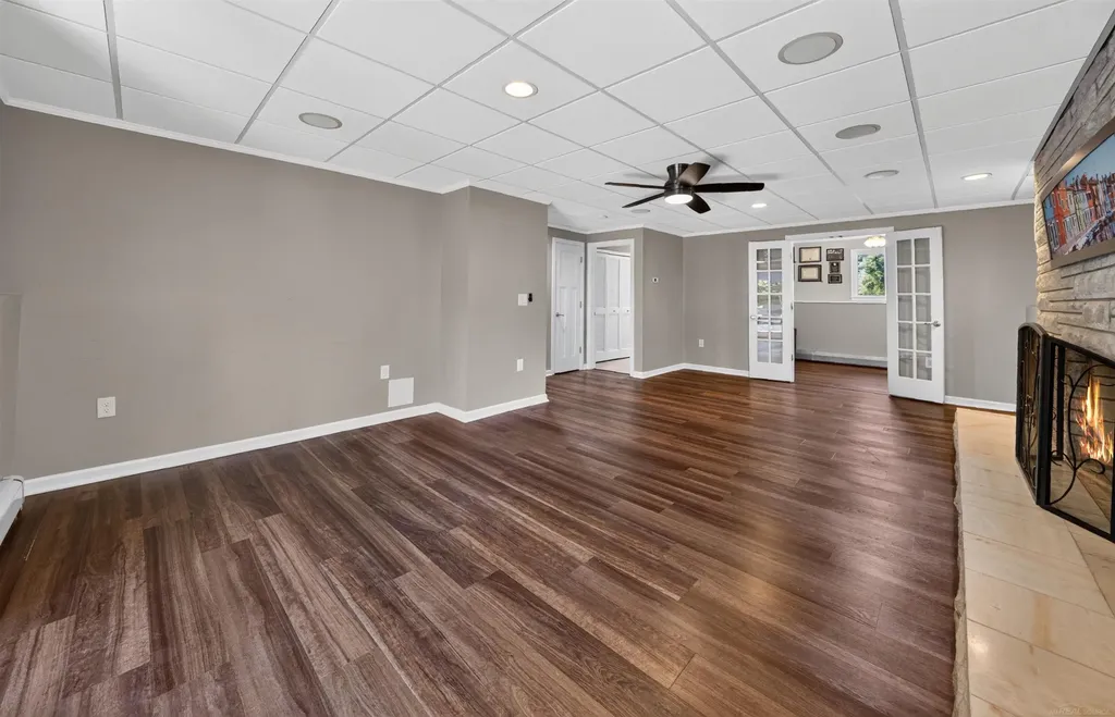41306 Llewelyn Court Northville City MI 48167
