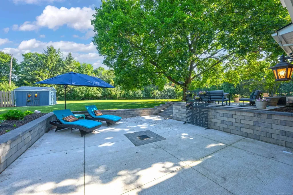 41306 Llewelyn Court Northville City MI 48167