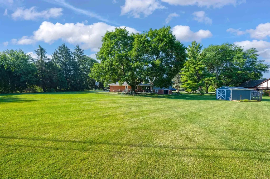 41306 Llewelyn Court Northville City MI 48167