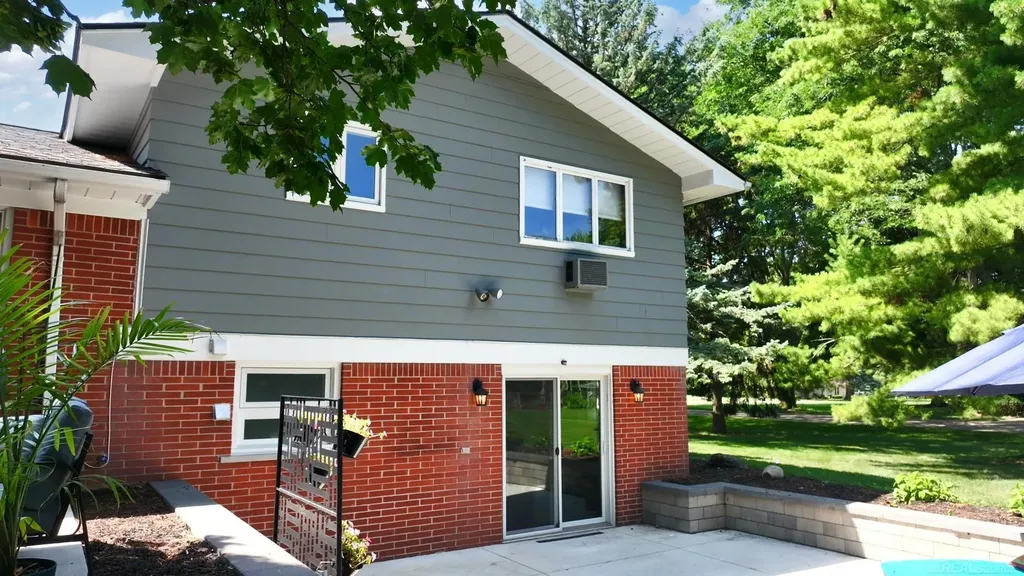 41306 Llewelyn Court Northville City MI 48167