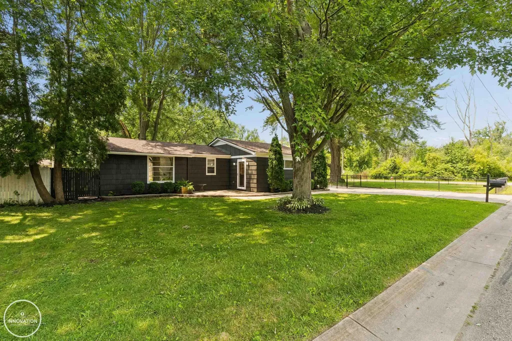 367 Sherwood Lane Algonac City MI 48001