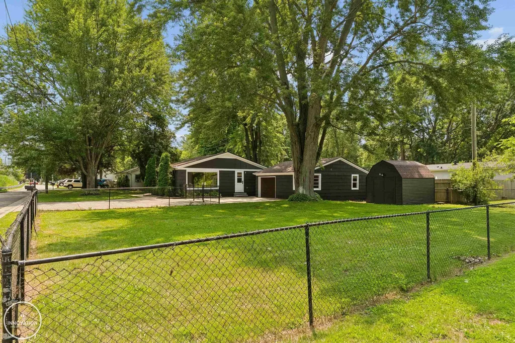 367 Sherwood Lane Algonac City MI 48001