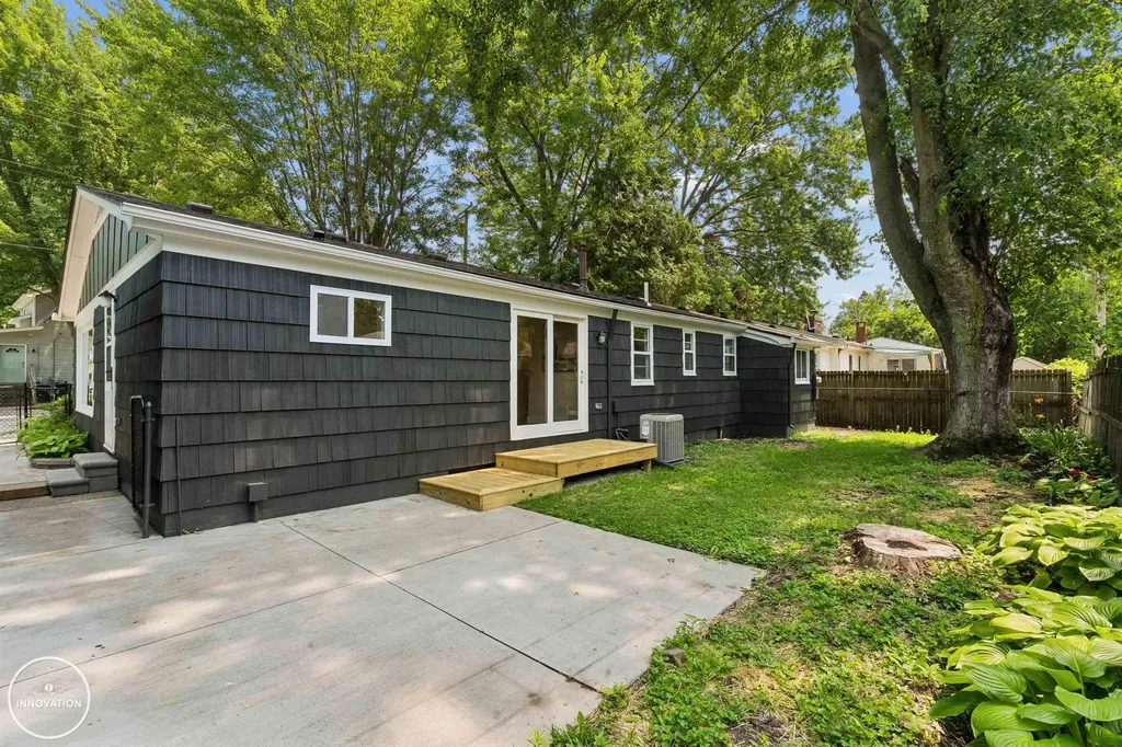 367 Sherwood Lane Algonac City MI 48001