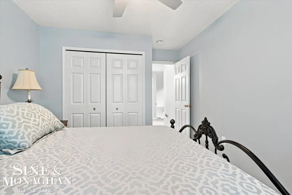 1020 Hunter Court Marysville City MI 48040