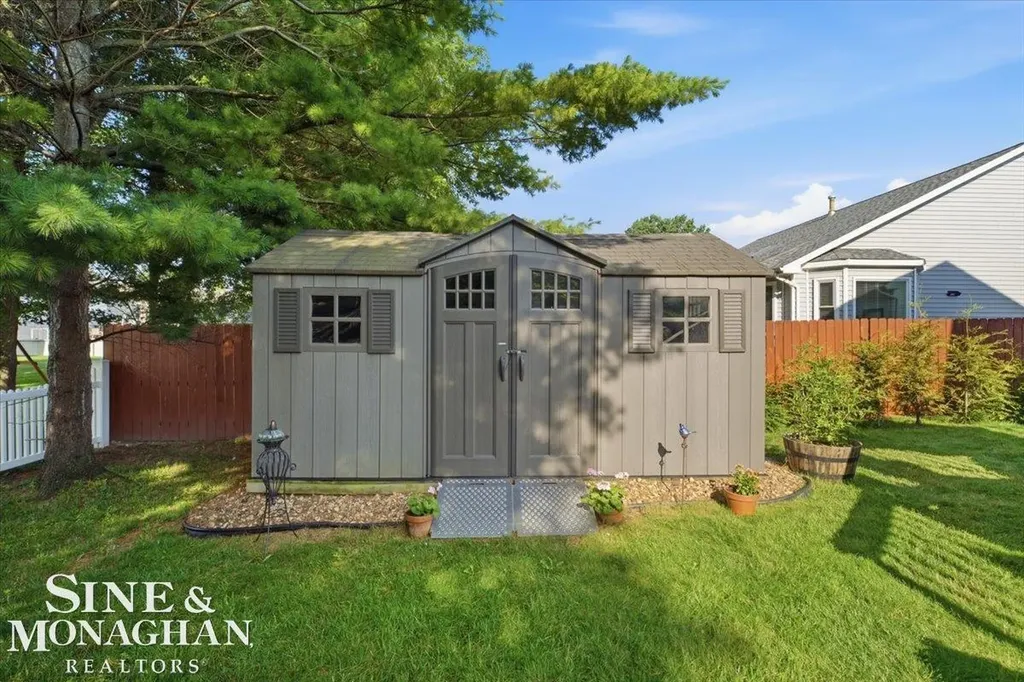 1020 Hunter Court Marysville City MI 48040