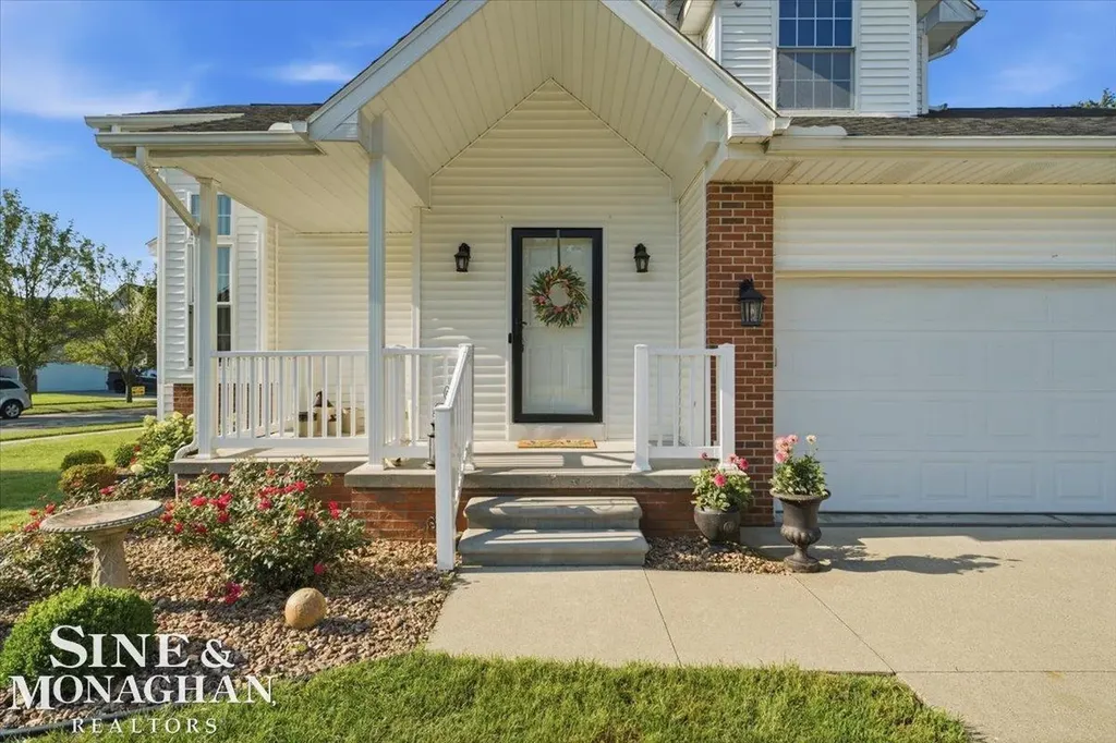 1020 Hunter Court Marysville City MI 48040