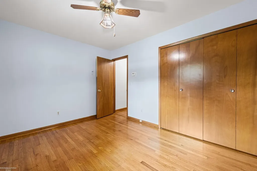 50731 W Shamrock Street Chesterfield Township MI 48047