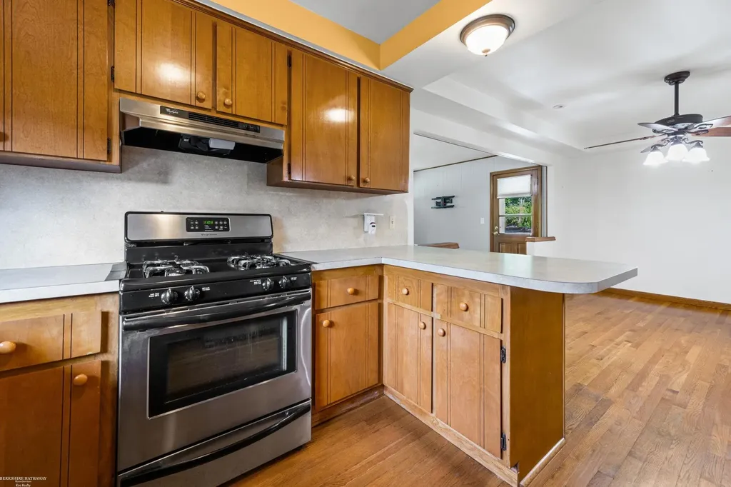 50731 W Shamrock Street Chesterfield Township MI 48047
