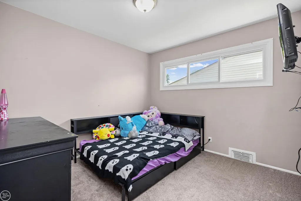 22405 E Schafer Street Clinton Charter Township MI 48035