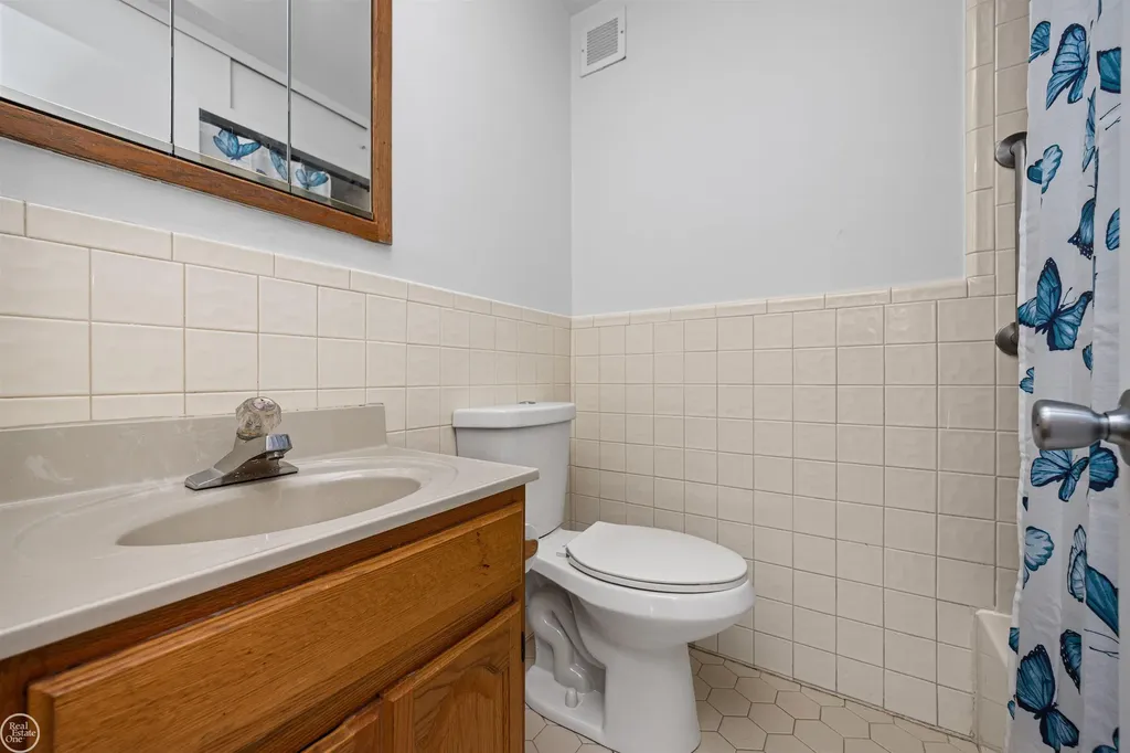 22405 E Schafer Street Clinton Charter Township MI 48035