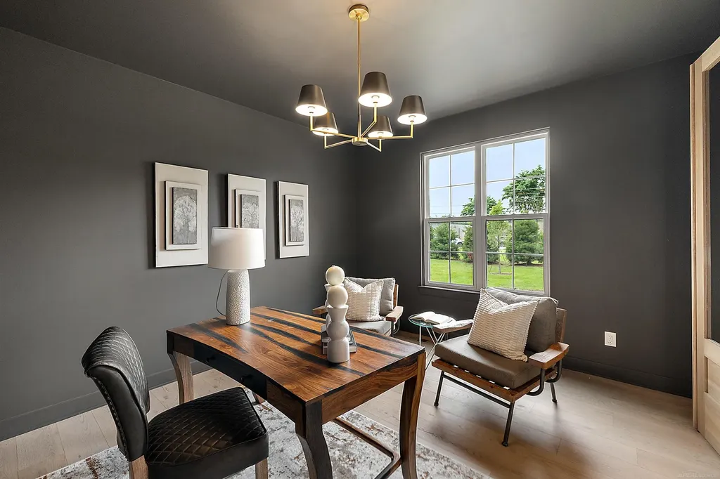 1051 E Avon Road Rochester Hills City MI 48307