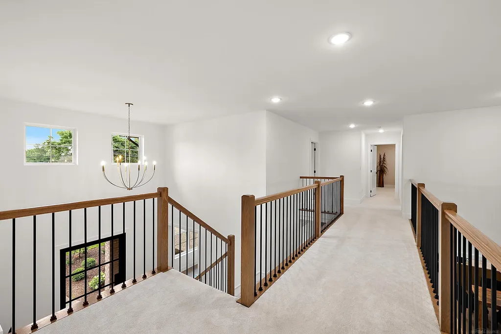 1051 E Avon Road Rochester Hills City MI 48307