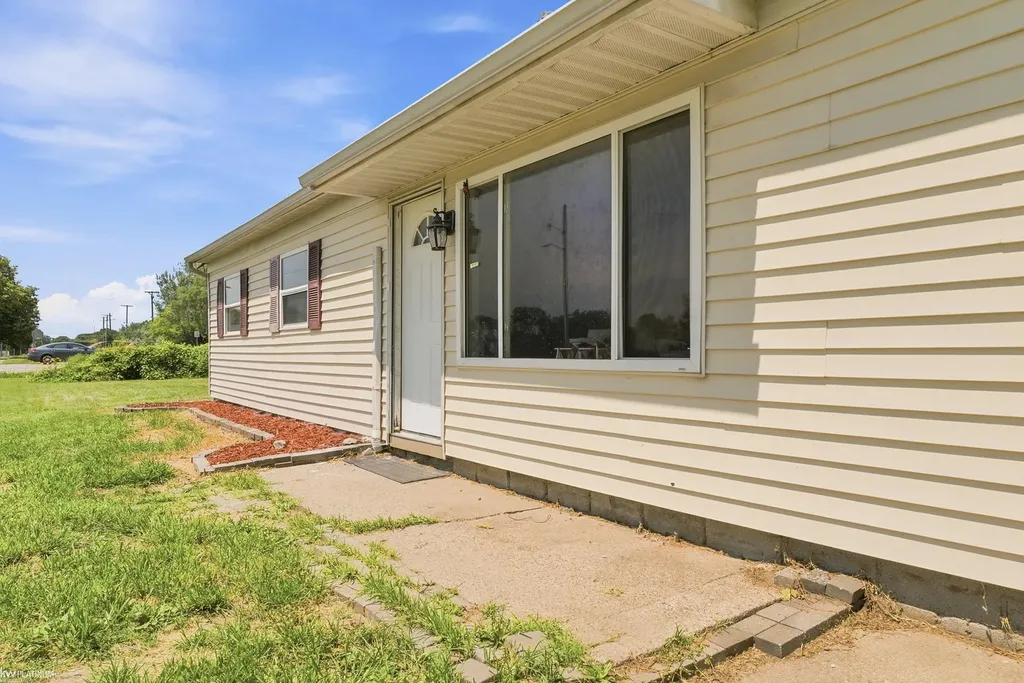 20821 Melborn Street Clinton Charter Township MI 48036