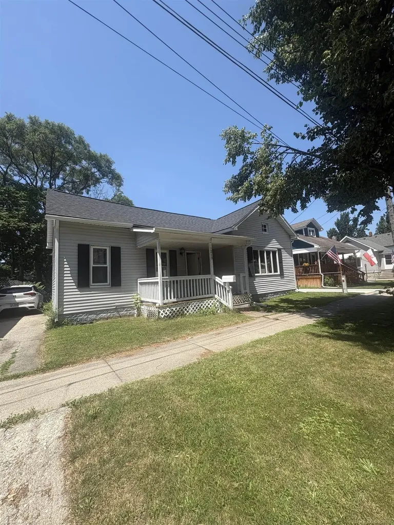 1210 S Monroe Street Bay City City MI 48708