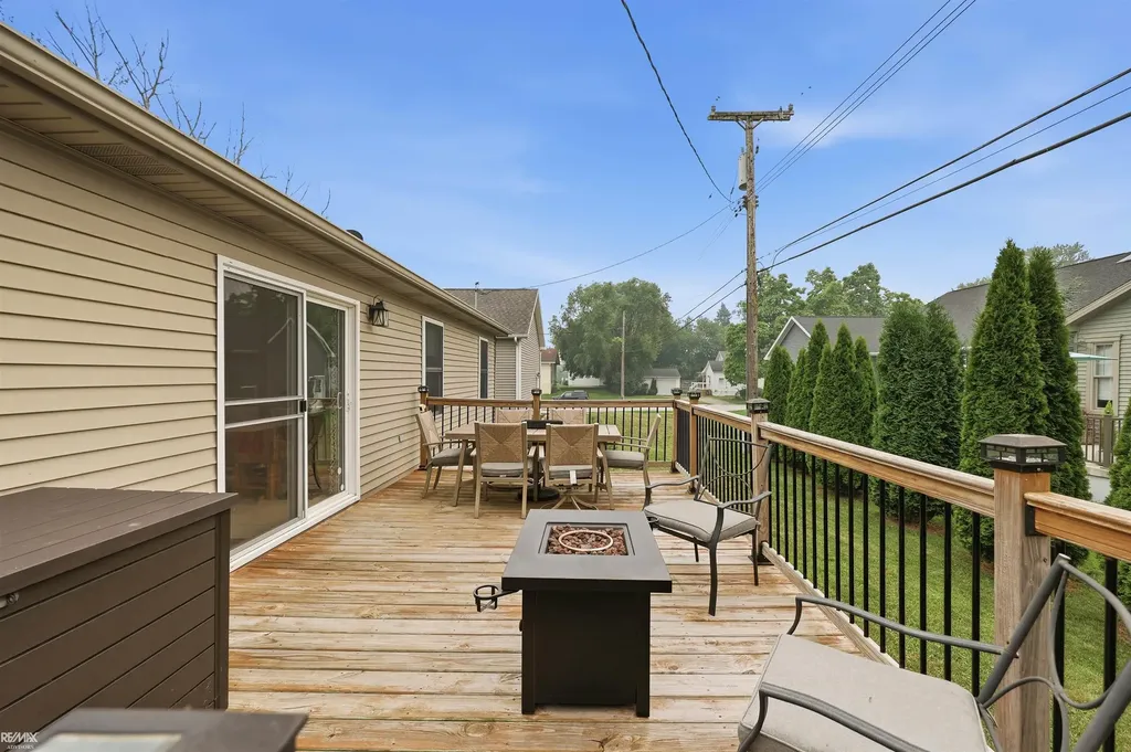 2611 Wright Street Port Huron City MI 48060