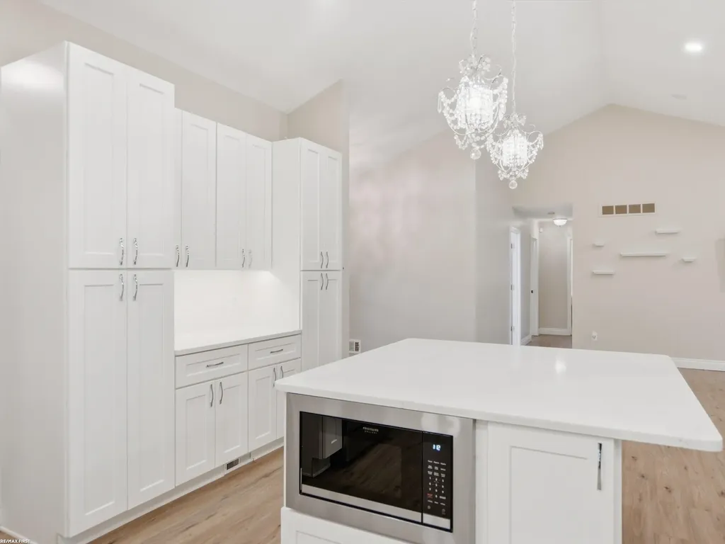3436 Vardon Drive Rochester Hills City MI 48307