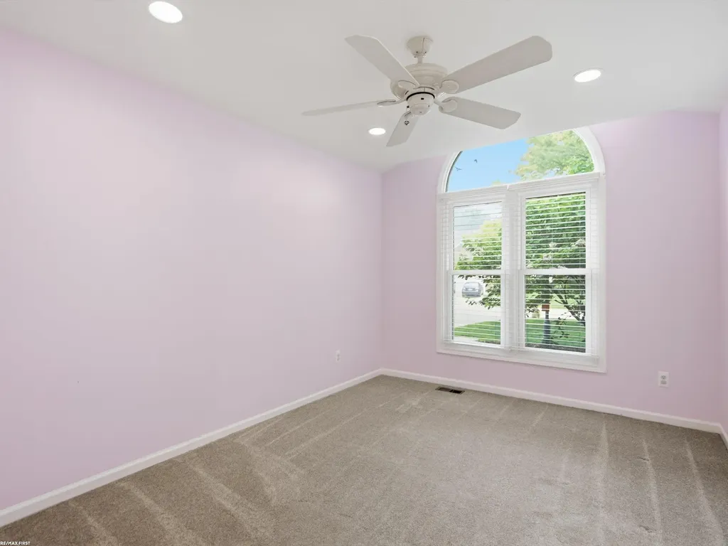 3436 Vardon Drive Rochester Hills City MI 48307