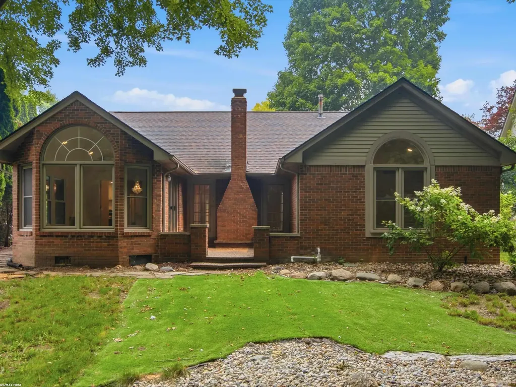 3436 Vardon Drive Rochester Hills City MI 48307