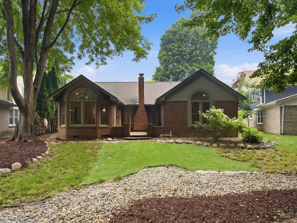 3436 Vardon Drive Rochester Hills City MI 48307