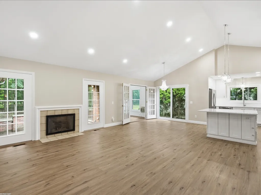 3436 Vardon Drive Rochester Hills City MI 48307