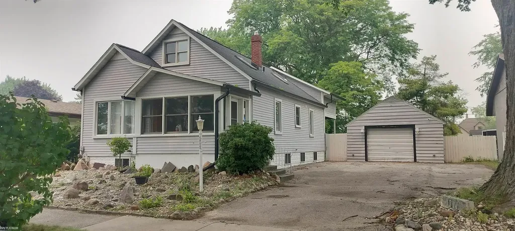 1711 Minnie Street Port Huron City MI 48060