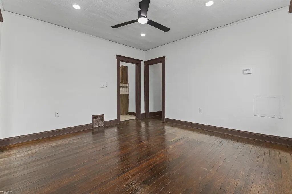 5392 Seebaldt Street Wayne City MI 48204