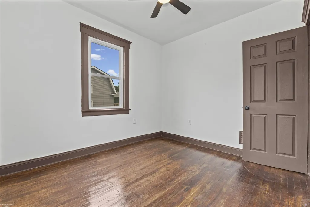5392 Seebaldt Street Wayne City MI 48204