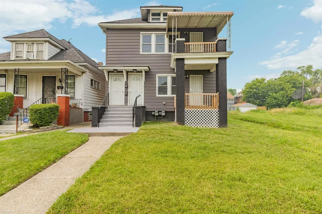 5392 Seebaldt Street Wayne City MI 48204