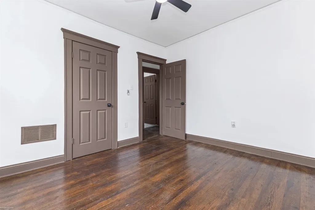 5392 Seebaldt Street Wayne City MI 48204