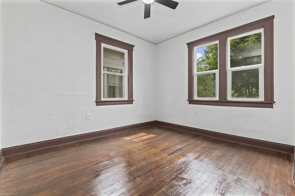 5392 Seebaldt Street Wayne City MI 48204