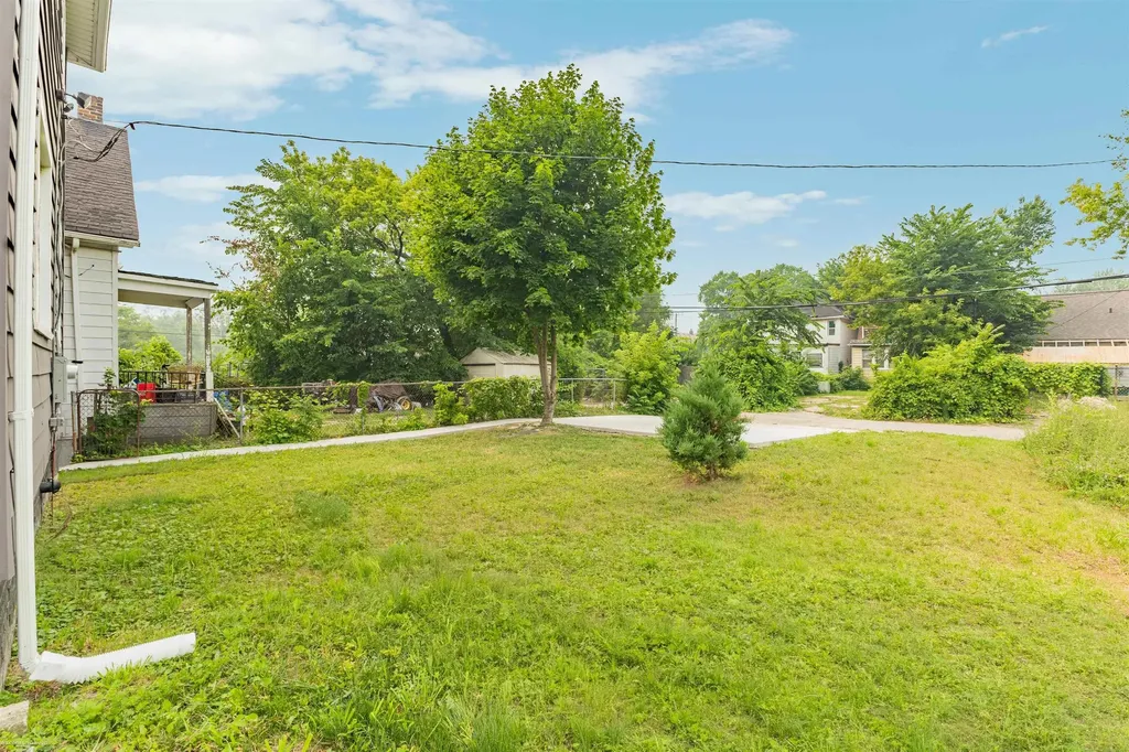 5392 Seebaldt Street Wayne City MI 48204