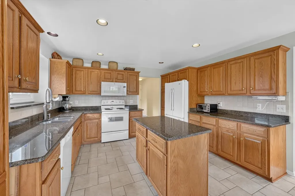 4379 Chablis Drive Sterling Heights City MI 48314