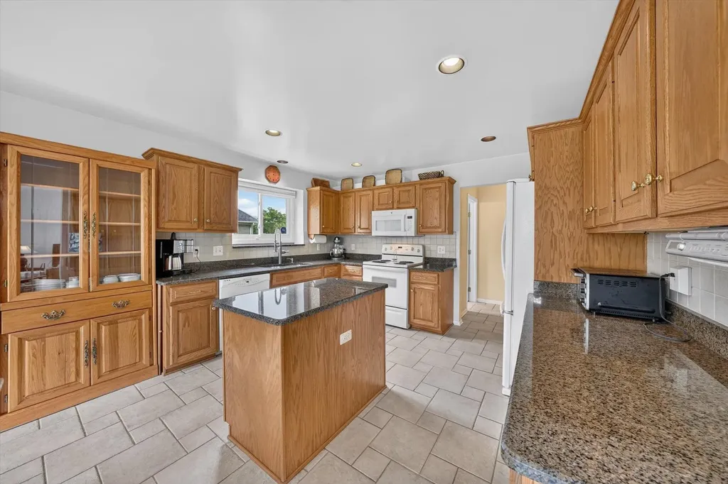 4379 Chablis Drive Sterling Heights City MI 48314