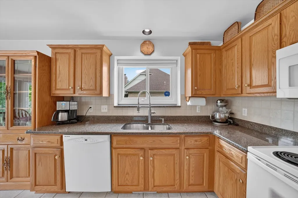 4379 Chablis Drive Sterling Heights City MI 48314