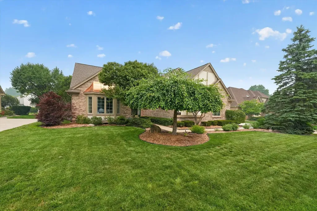 4379 Chablis Drive Sterling Heights City MI 48314