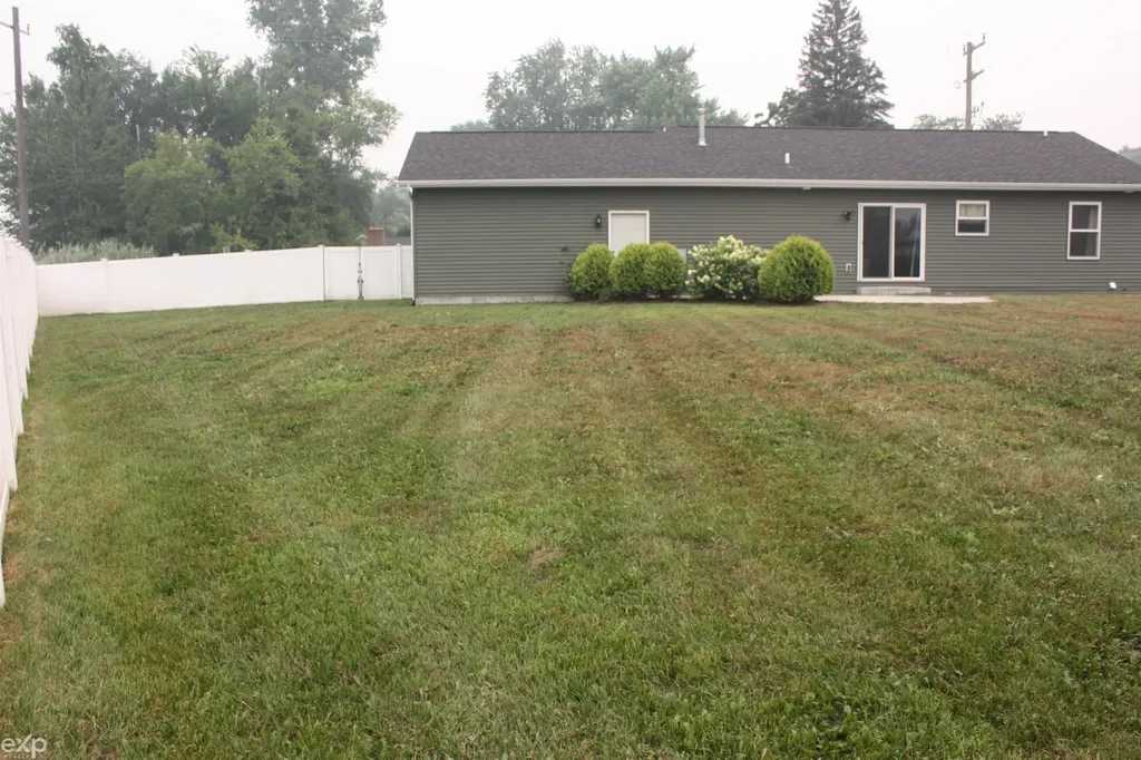 3616 Washington Street Burtchville Township MI 48059